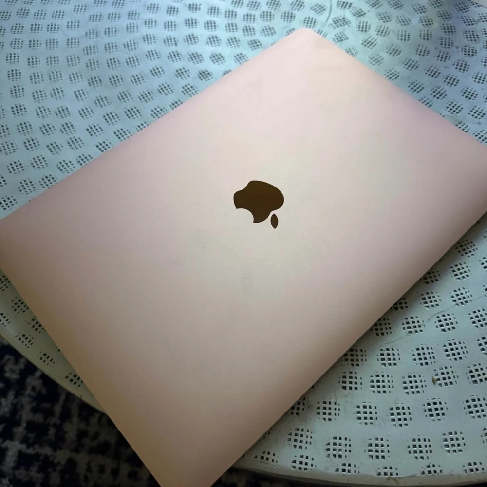 Apple MacBook - Gold